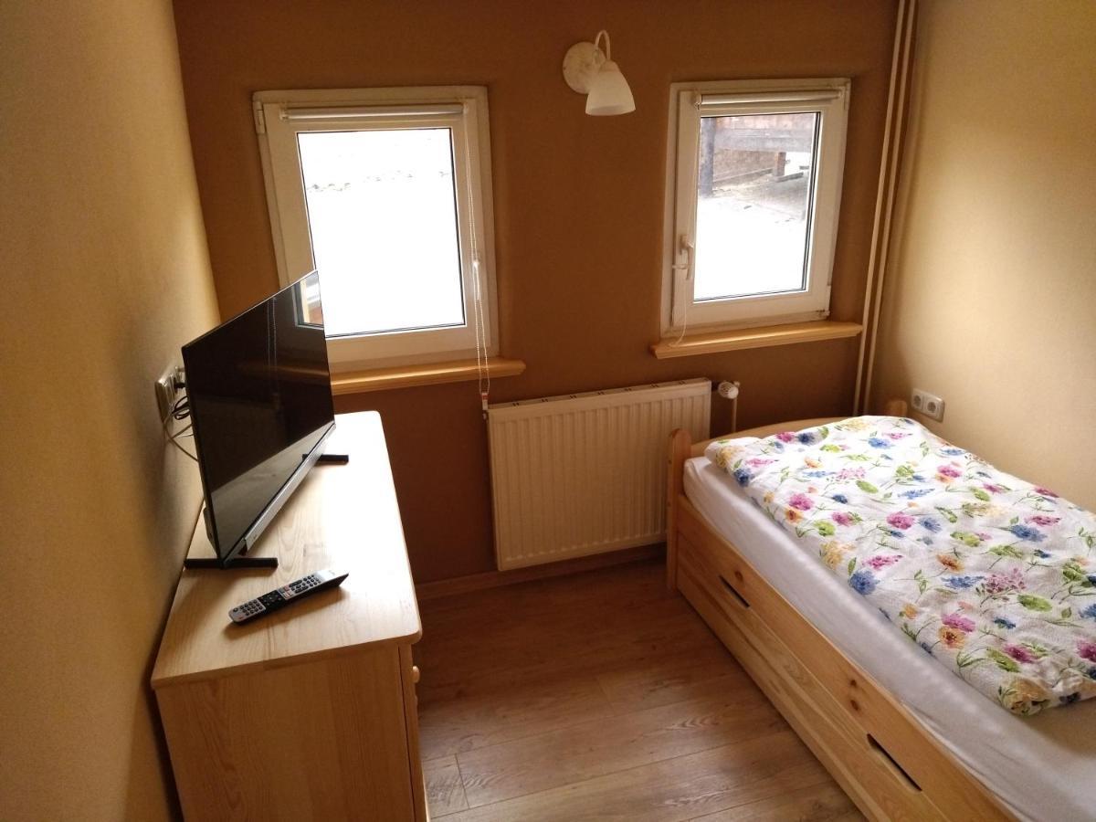 Schmal & Hoch - Willkommen Im Schmalsten Haus Von Bad Frankenhausen Extérieur photo