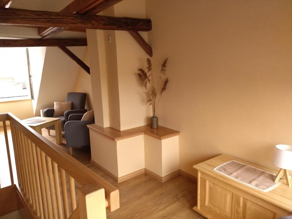 Schmal & Hoch - Willkommen Im Schmalsten Haus Von Bad Frankenhausen Extérieur photo